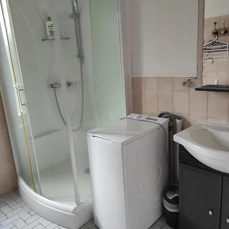La Feniere, Maison De Village A Apartmán Auzon